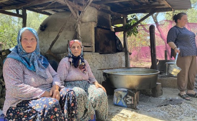 GÖLLÜCE DE GELENEKSEL 'DEDE ÇORBASI' ZAMANI