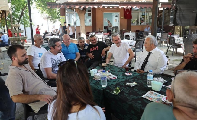 Başkan Şadi Özdemir Demirci’de mahalle halkını dinledi