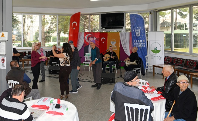 Huzurevi sakinleri için moral konseri