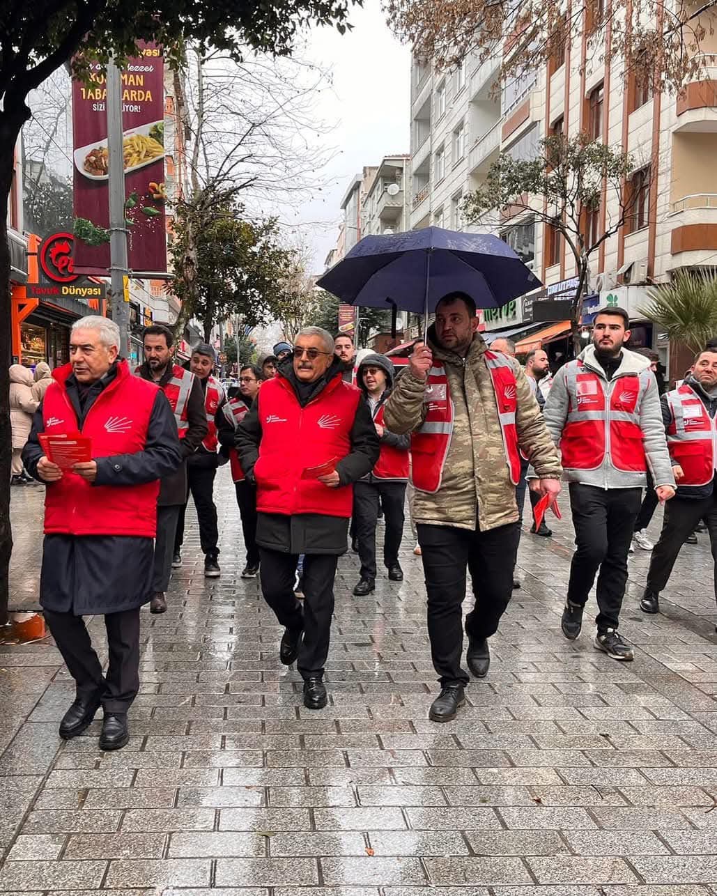 CHP Esenler İlçe Başkanı Cemal Kaya: "Yoksulluk Kader Değildir, Halkımızın Yanındayız!"