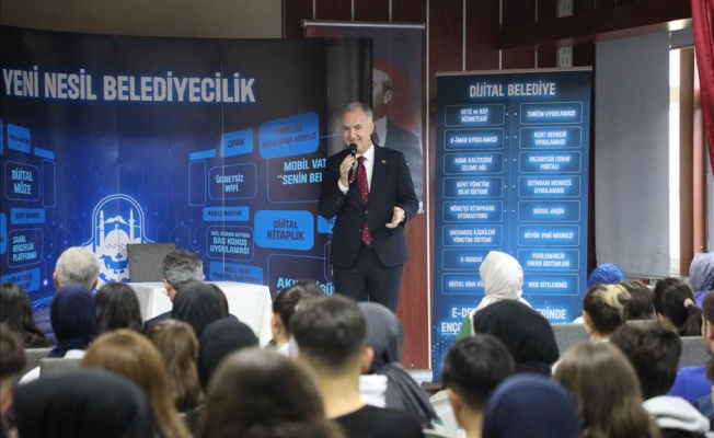 Başkan Taban Tıp Bayramında Sağlık Meslek Lisesi Öğrencileriyle Buluştu
