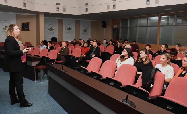 Belediye personeline Toplumsal Cinsiyet Eşitliği eğitimi verildi