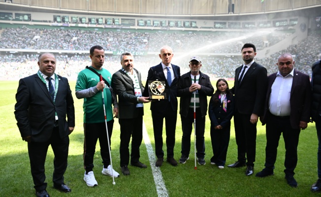 Bursa kupayı, Yıldırım 'Fair Play'i aldı