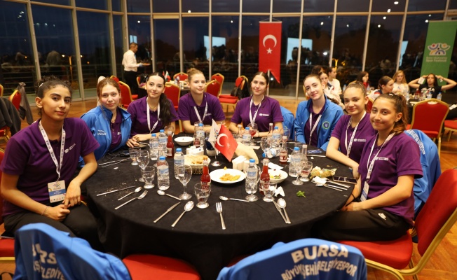 Başkan Bozbey, kardeş kentlerden gelen sporcularla buluştu