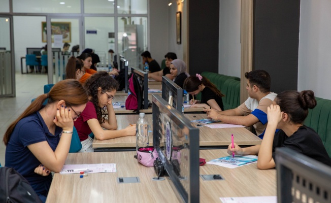 Büyükşehir’den üniversite adaylarına sınav provası
