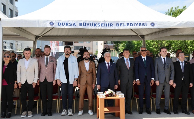 Gençler istedi, Başkan Bozbey temelini attı
