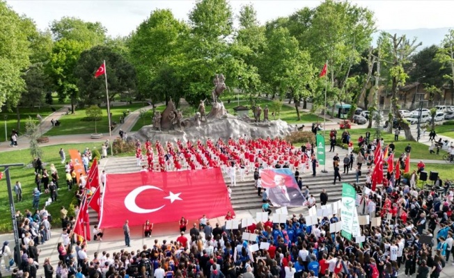 İnegöl’de 19 Mayıs Coşkusu Sokaklara Taştı