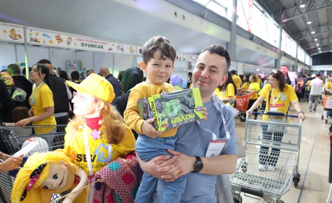 LÖSEV’İN İYİLİKLER ÇARŞISI BURSA’DA AÇILDI"
