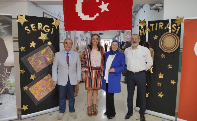 Mamak’ta okul aile ve mahalle el ele: Bayrağımız ilmek ilmek örüldü