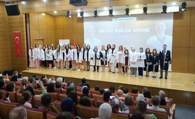 Mudanya Üniversitesi’nde Beyaz Önlük Giyme Töreni