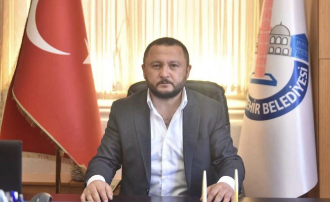 SİLAHLI’DAN BAŞKAN ÖZEL VE BAŞKAN KARABATI’YA TOKAT GİBİ MESAJ!