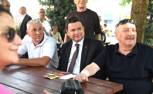 Başkan Aydın Kemerçeşme mahalle sakinleriyle kahvaltıda buluştu