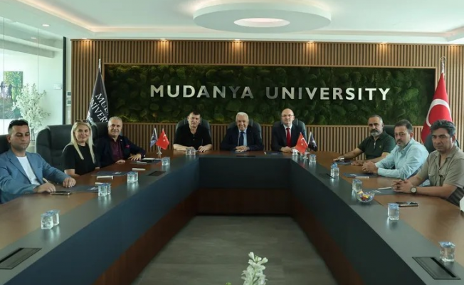 Bursa Nilüfer'de Başkan Özdemir özel eğitim kurumları temsilcileri buluştu