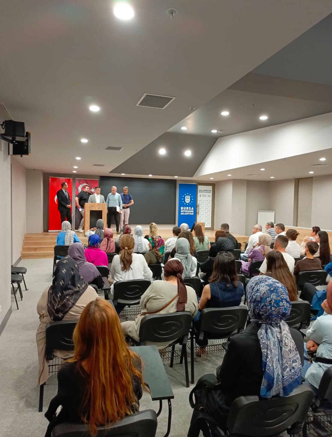Büyükşehir'den muhtarlara personel desteği