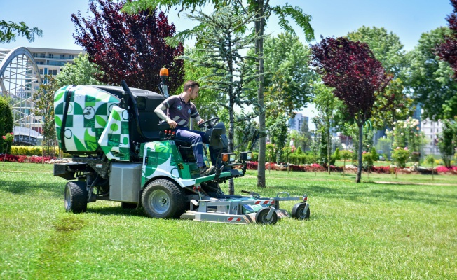 Büyükşehir ile parklar yaza hazır