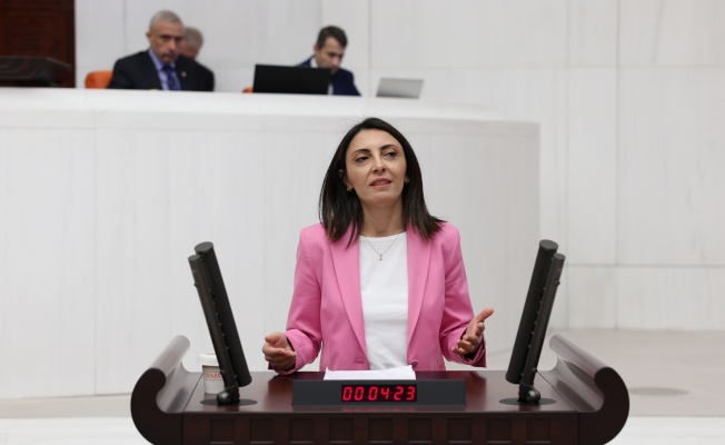 CHP Bursa Milletvekili Nurhayat Altaca Kayışoğlu’ndan Meclis’te Sert Tepki: “Binlerce yıllık hukuk birikimini bir gecede yok ettiniz”