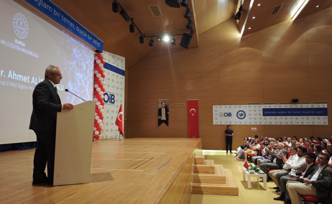 Eğitimde Dijital Dönüşüm ve Yapay Zekâ Teknolojileri Bursa’da Masaya Yatırıldı