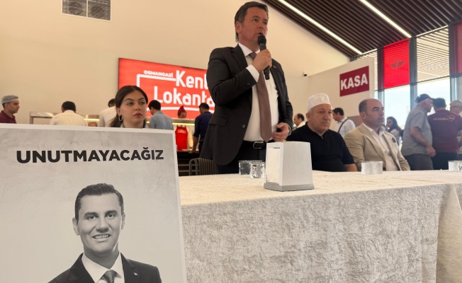 Osmangazi Belediyesi’nden Ferdi Zeyrek anısına yemek ikramı