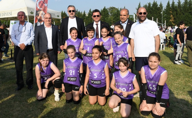 Osmangazi’de kız çocukları için Mini Voleybol Şenliği