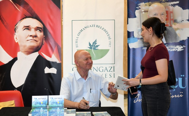 ‘Tersine Dünya’ Osmangazili sanatseverler için sahnelendi