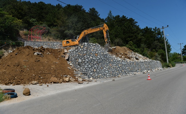 Uludağ yolunda kaçak yapılara izin yok