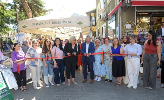 Üretici kadınlar Sümbüllü Bahçe Kadın Girişimciler Sokağı’nda buluştu