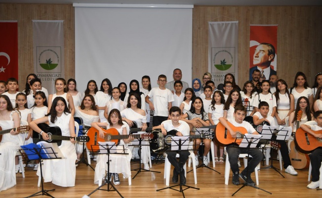 Yetenek Evi öğrencilerinden yılsonu şöleni