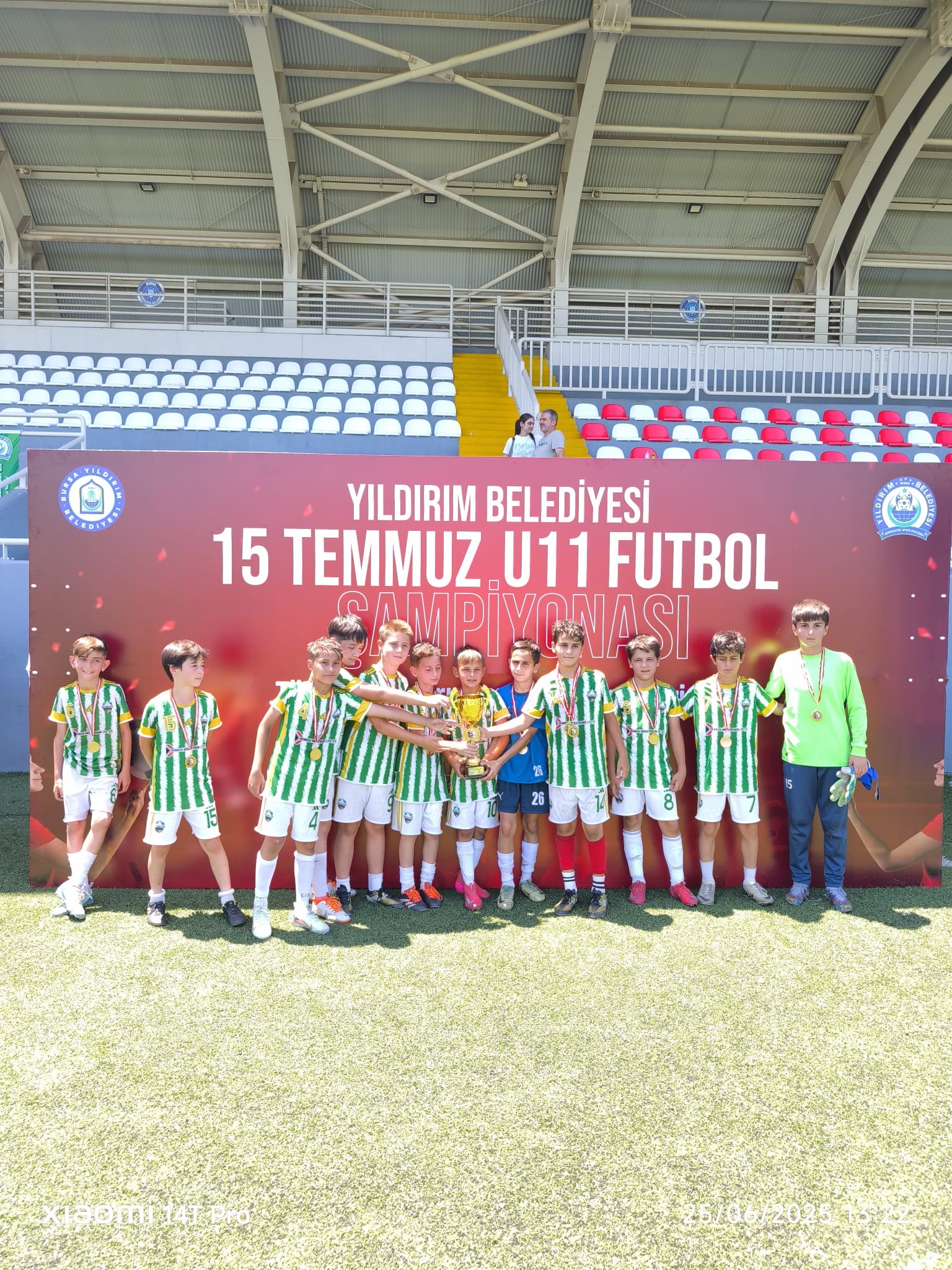 YILDIRIMDA FUTBOL ŞÖLENİ