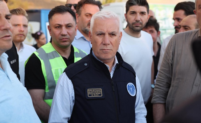 Başkan Bozbey, “Yangının 6 farklı bölgede bir anda başlamış olması düşündürücü”