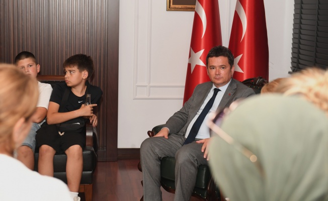 Bosnalı öğrencilerden Başkan Aydın’a ziyaret
