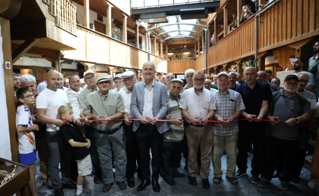 Gurbette 60. Yıl Sergisi İnegöl Kent Müzesinde Açıldı
