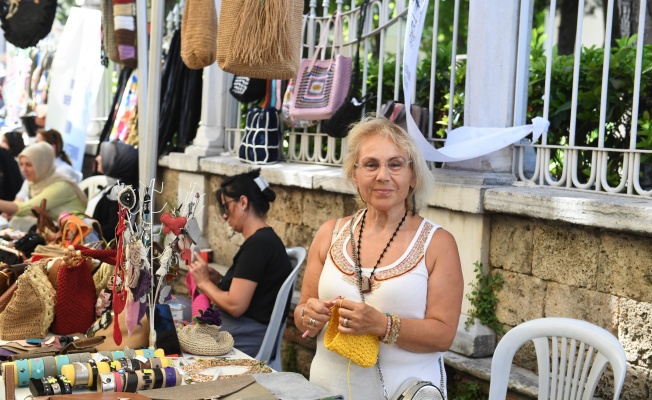 Osmangazi Belediyesi üreten kadınların yanında