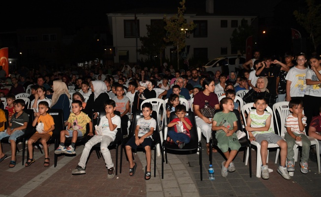 Osmangazi Belediyesi’nin sinema gecelerine yoğun ilgi