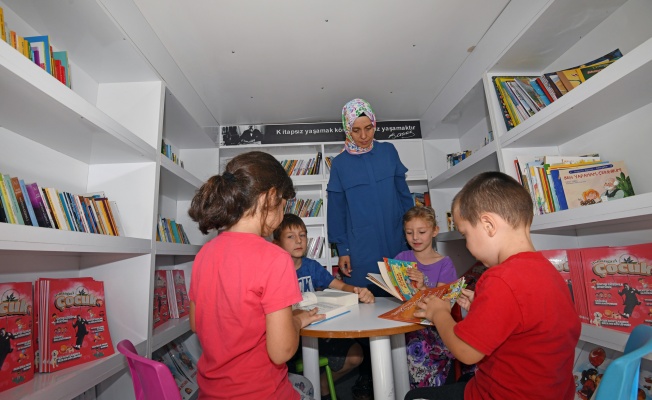 Gezici Kütüphane 1 yıldır yollarda