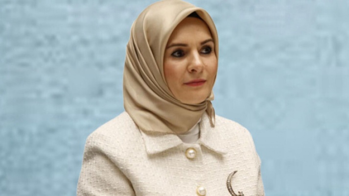 Göktaş, 63 yıllık evli Rizeli Kanbur çiftinin evine misafir oldu