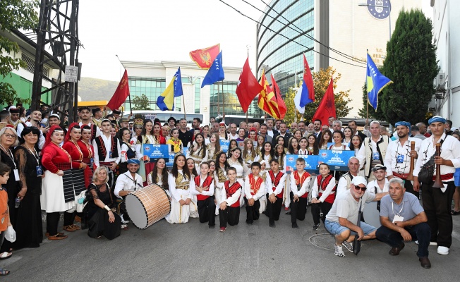 Osmangazi’de Uluslararası Balkan Festivali renkli görüntülerle start aldı