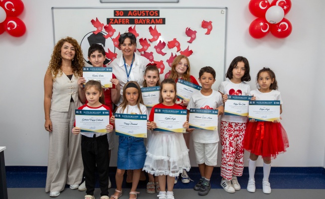 SANAT ATÖLYELERİ ÇOCUKLARIN HAYATLARINA RENK KATTI