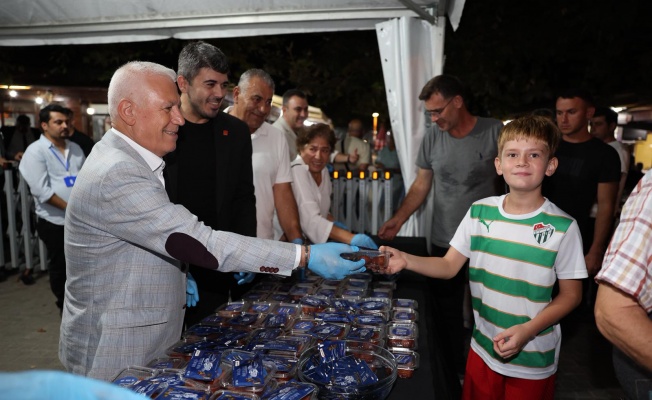 Başkan Bozbey: “Mevlid Kandili, tüm hemşehrilerimize hayırlar getirsin’’