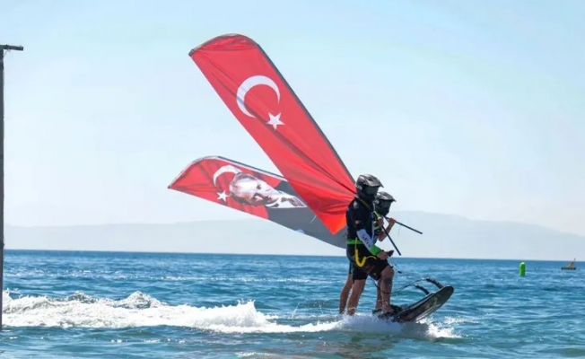 Bursa Gemlik Körfezi’nde su şöleni