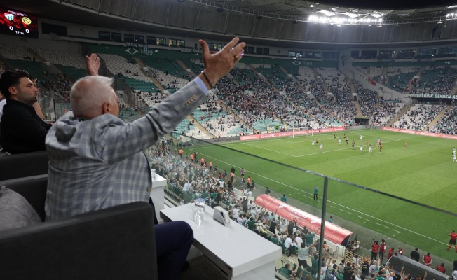 Büyükşehir ile gençlere Bursaspor sevgisi aşılanıyor