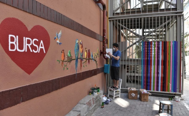 Osmangazi'nin sokakları sanatla renklendi