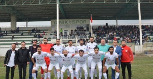 İznikspor Evinde İlk Maçına Çıktı.