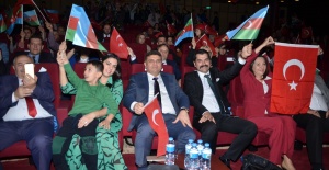 BURSA'DA AZERBAYCAN'IN UYANIŞI COŞKUYLA KUTLANDI