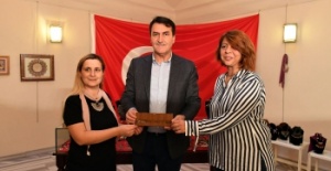 ÖRDERKLİ'DE TAKI VE İĞNE OYASI SERGİSİ