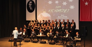 AKADEMİK ODALAR KOROSU'NDAN İÇ ISITAN KONSER