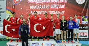 Osmangazili Badmintonculardan Çifte Başarı