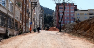 İpekçilik Caddesi sil baştan yenileniyor