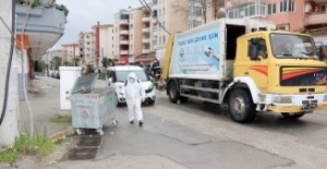 MUDANYA’DA ÇÖP KONTEYNERLERİ DEZENFEKTE EDİLİYOR