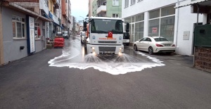 YILDIRIM’DA TEMİZLİK VE DEZENFEKTE ÇALIŞMALARI ARALIKSIZ DEVAM EDİYOR