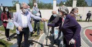 65 YAŞ ÜSTÜ VATANDAŞLARA BAŞKAN TURGAY  ERDEM SÜPRİZİ